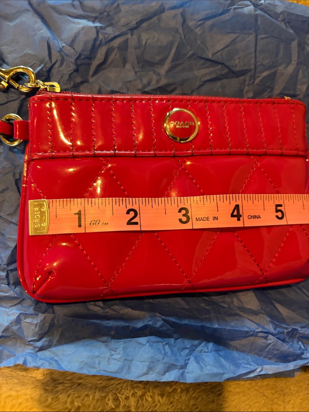 Coach pink patent leather wristlet authenticated - Picture 3 of 7